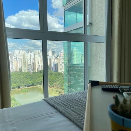 Moderno Flat Com Vista Para O Parque Vaca Brava Goiania Bagian luar foto