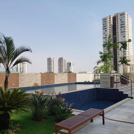 Moderno Flat Com Vista Para O Parque Vaca Brava Goiania Bagian luar foto