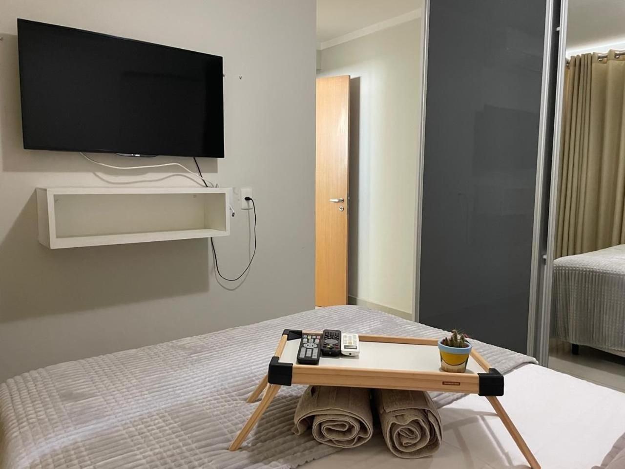 Moderno Flat Com Vista Para O Parque Vaca Brava Goiania Bagian luar foto