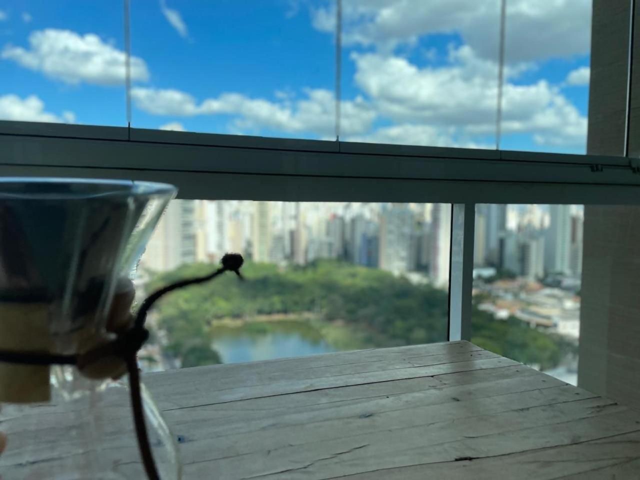 Moderno Flat Com Vista Para O Parque Vaca Brava Goiania Bagian luar foto