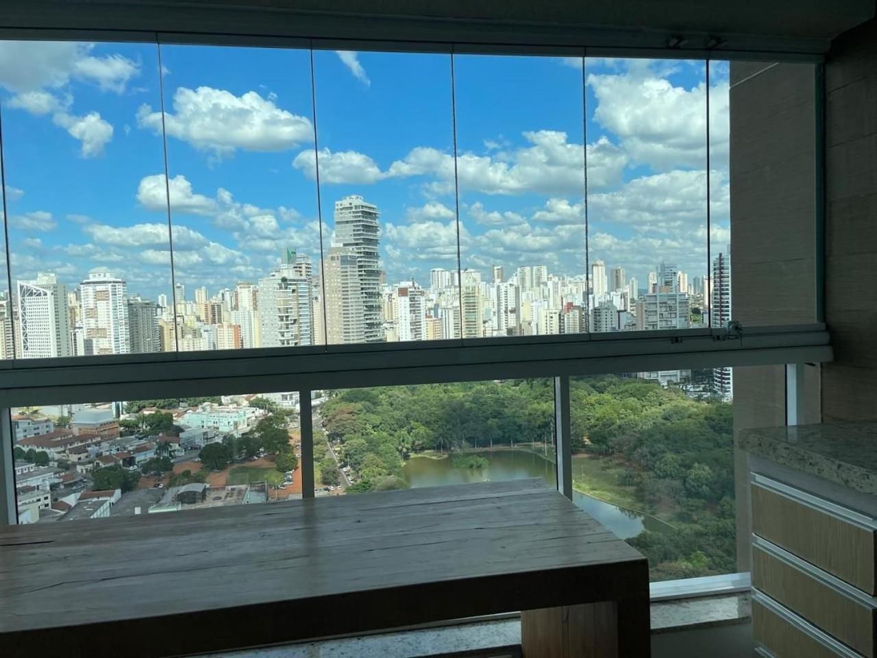 Moderno Flat Com Vista Para O Parque Vaca Brava Goiania Bagian luar foto
