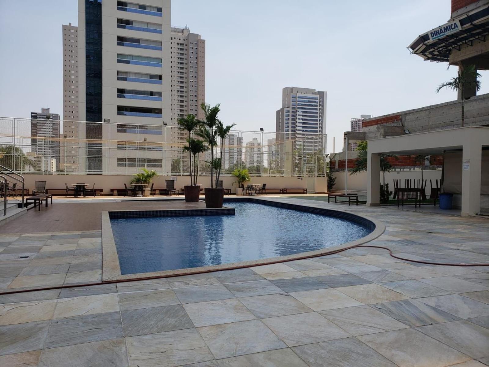 Moderno Flat Com Vista Para O Parque Vaca Brava Goiania Bagian luar foto